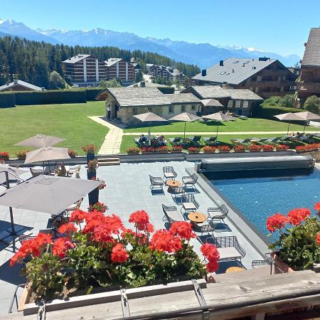 Apartment 24 Hotel Etrier Pool & Spa Crans-Montana Zewnętrze zdjęcie
