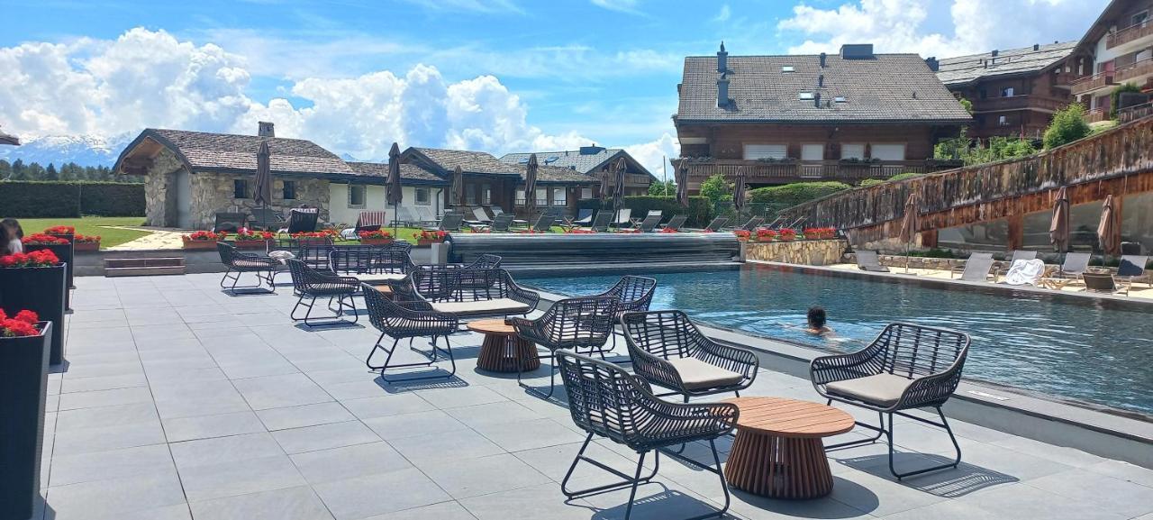 Apartment 24 Hotel Etrier Pool & Spa Crans-Montana Zewnętrze zdjęcie