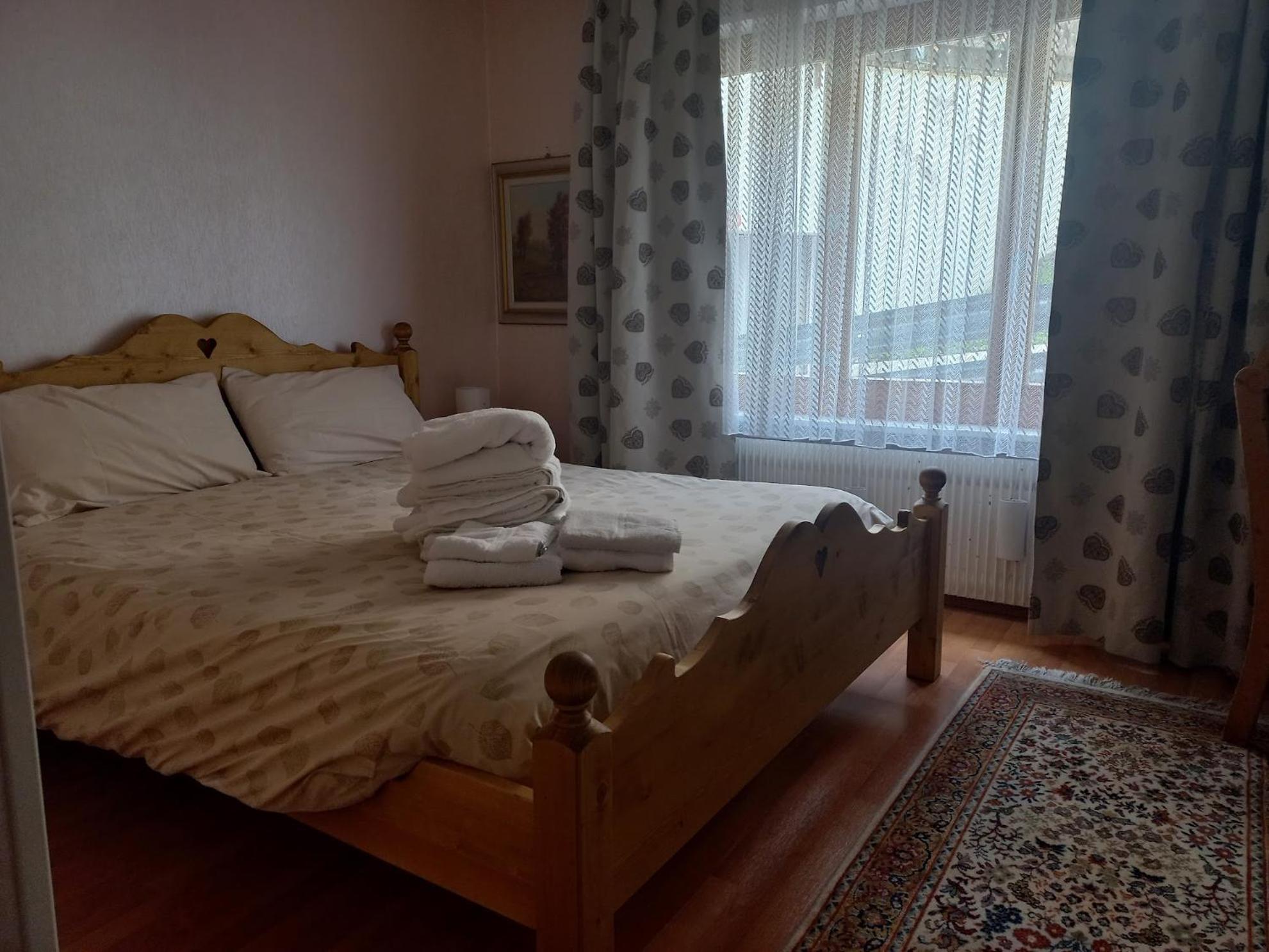 Apartment 24 Hotel Etrier Pool & Spa Crans-Montana Zewnętrze zdjęcie