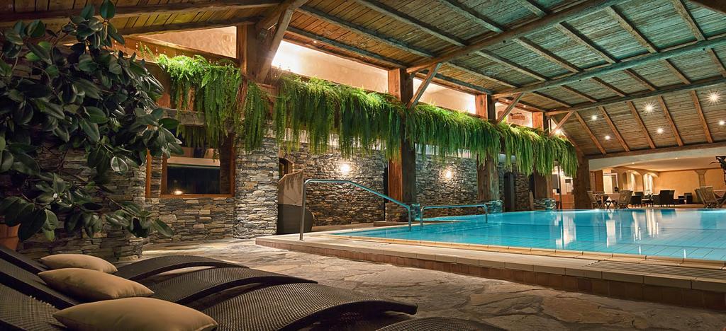 Apartment 24 Hotel Etrier Pool & Spa Crans-Montana Zewnętrze zdjęcie