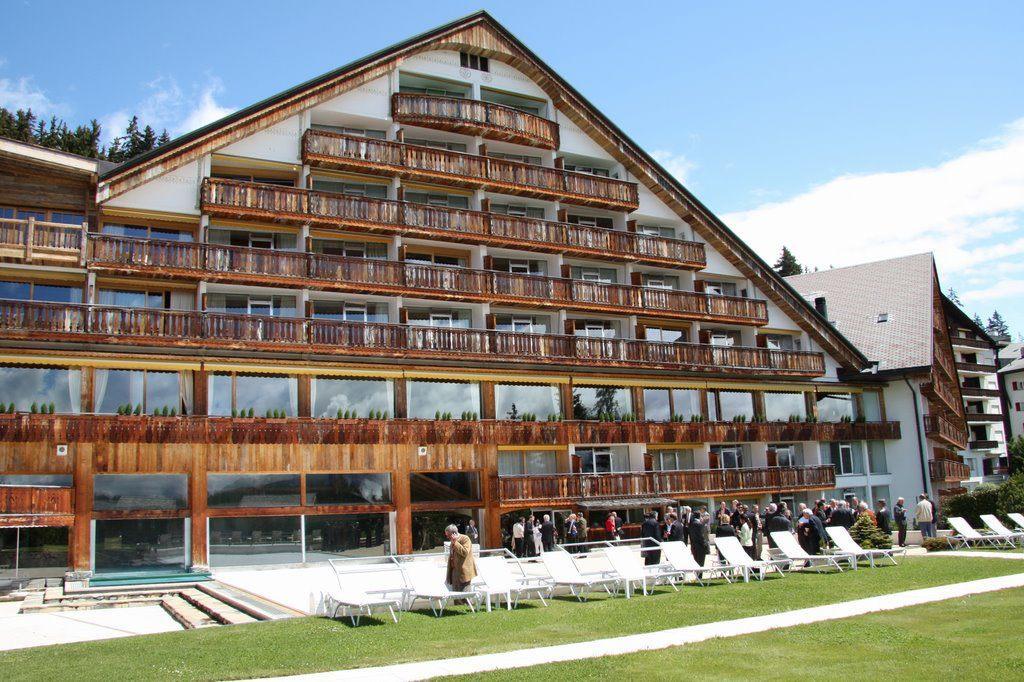 Apartment 24 Hotel Etrier Pool & Spa Crans-Montana Zewnętrze zdjęcie